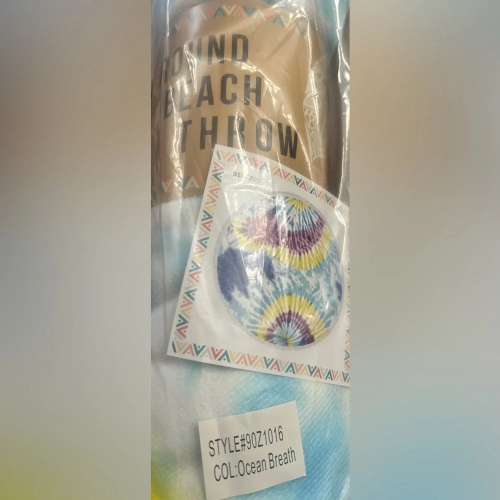 NWT Round Tie Dye Beach Throw size 58”
